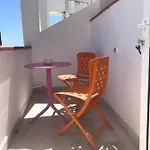 Nyaraló Flores 3 *