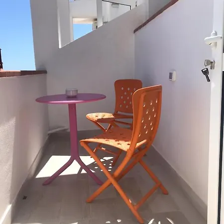 Nyaraló Flores 3 *