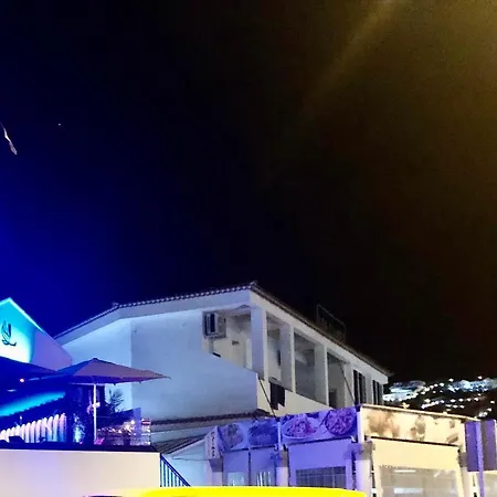 Hébergement de vacances Flores 3